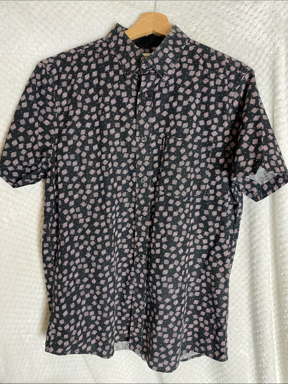 Ben Sherman Men's Short Sleeve Black Shirt with Pink Print Pattern